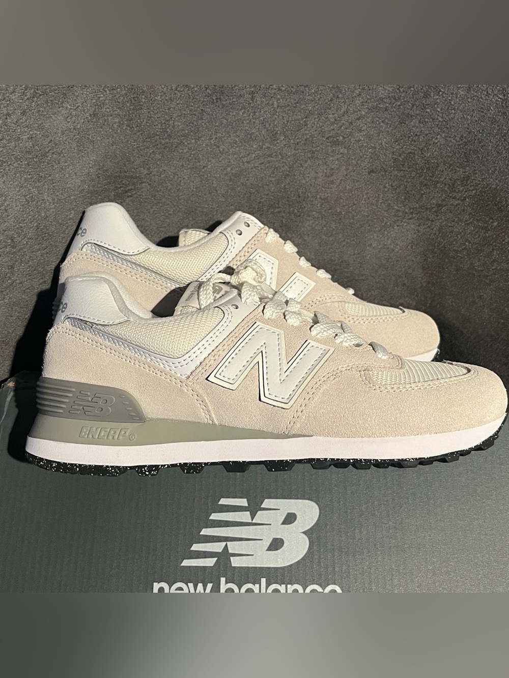 New Balance Women’s Sneakers 574 White Size 7 US